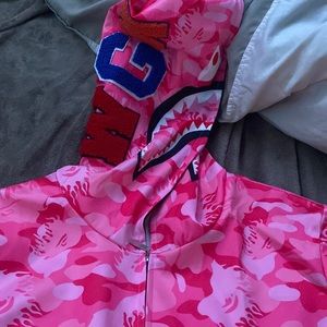 Bape sweater Only worn once !10/10 condition